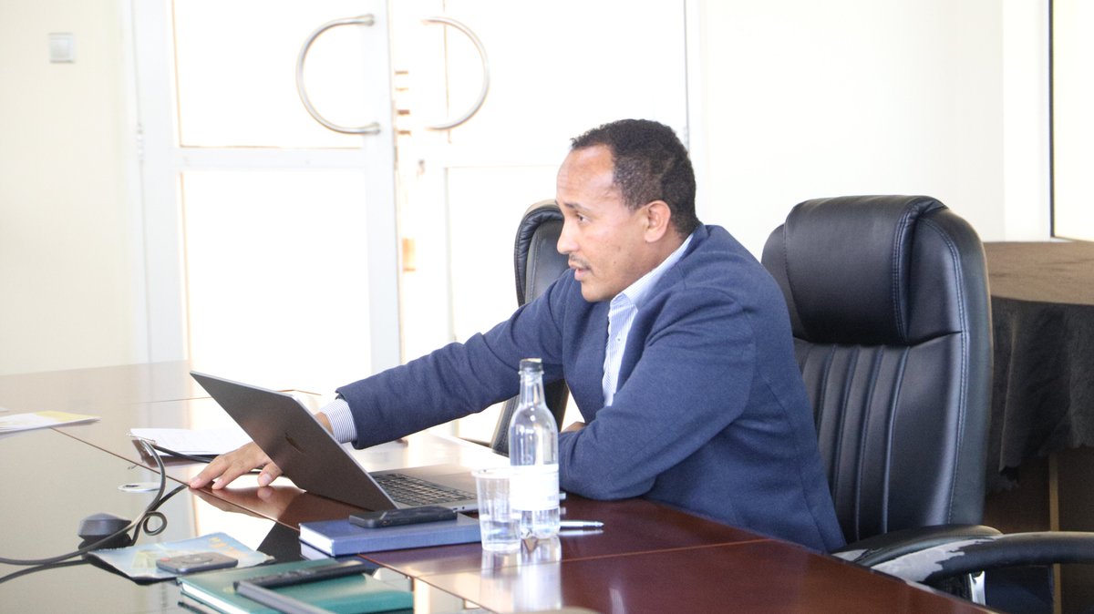 ACMAD_org's tweet photo. Yesterday, ACMAD’s DG visited ICPAC to strengthen collaboration among African RCCs. Discussions focused on ongoing initiatives and exploring joint projects, AI modeling, and training facilities. Together, we build a climate-resilient Africa. 🌍🤝 #Partnership #ACMAD #ICPAC https://t.co/kBeCKQwh6T