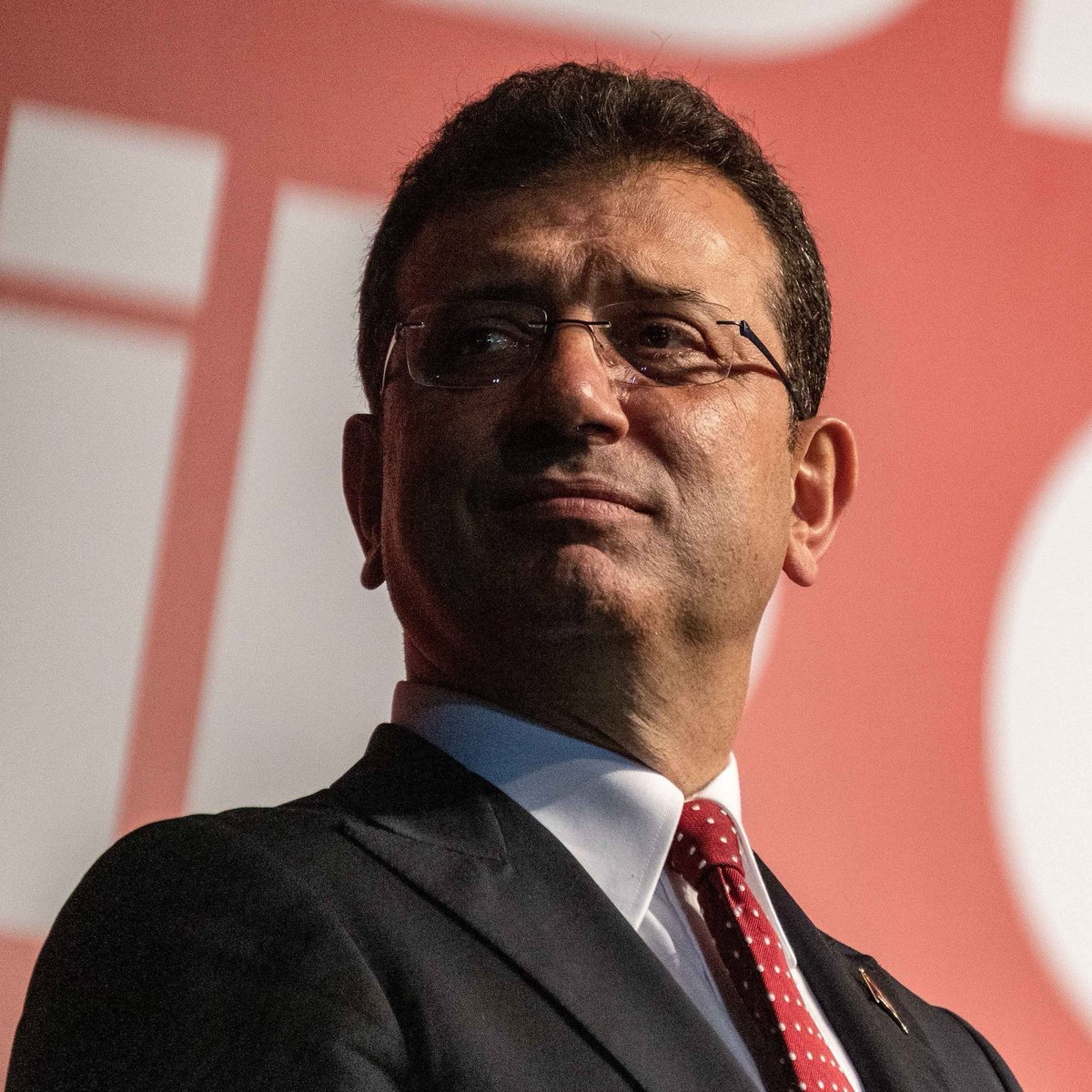 bpthaber's tweet photo. Ekrem İmamoğlu: "Ne yaparsan yap, seçimde karşında olacağım.

Yenileceksin." https://t.co/lfsFQV7t7u