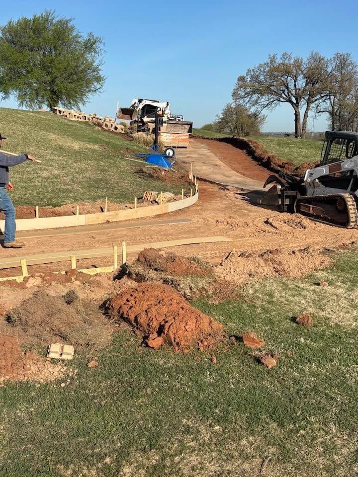 riveroaksedmond's tweet photo. More course improvements are underway! A new cart path to the first tee is in the works, and we are replacing sod around the west putting green. Things are really starting to take shape and we can’t wait to show you the finished results! https://t.co/jpJJQ8PkAt