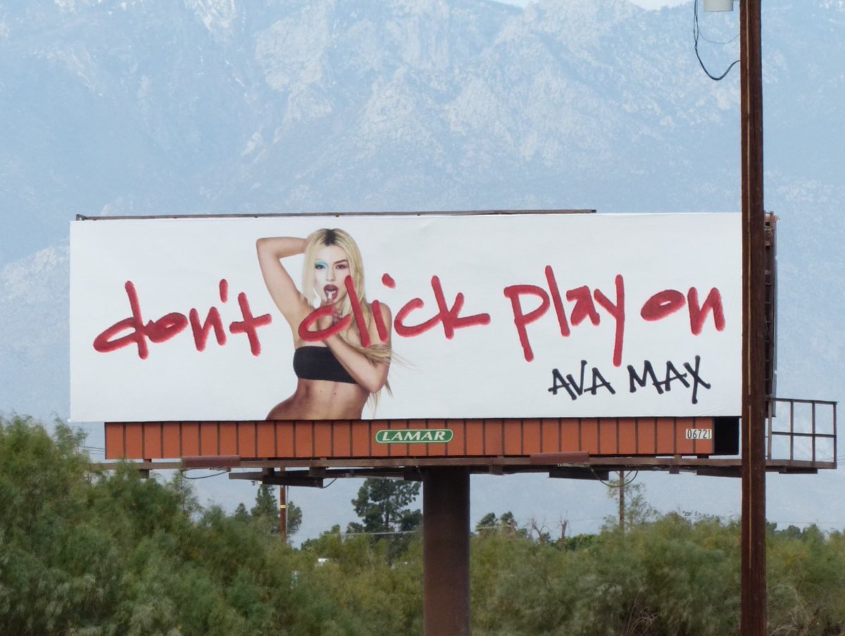 DONTCLICKPLAYONAVAMAX.COM