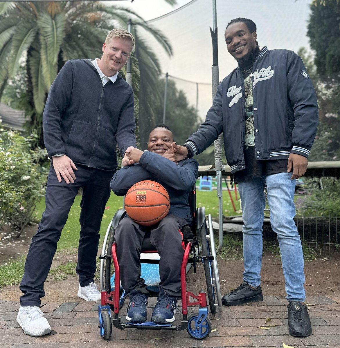 Me as a big supporter of Kaizer Chiefs I would like to Congratulate Orlando Pirates and Stellenbosch 🇿🇦🇿🇦🇿🇦 This is good for South African football ❤️🔥
<a href="/orlandopirates/">Orlando Pirates</a> 
<a href="/StellenboschFC/">Stellenbosch FC</a>