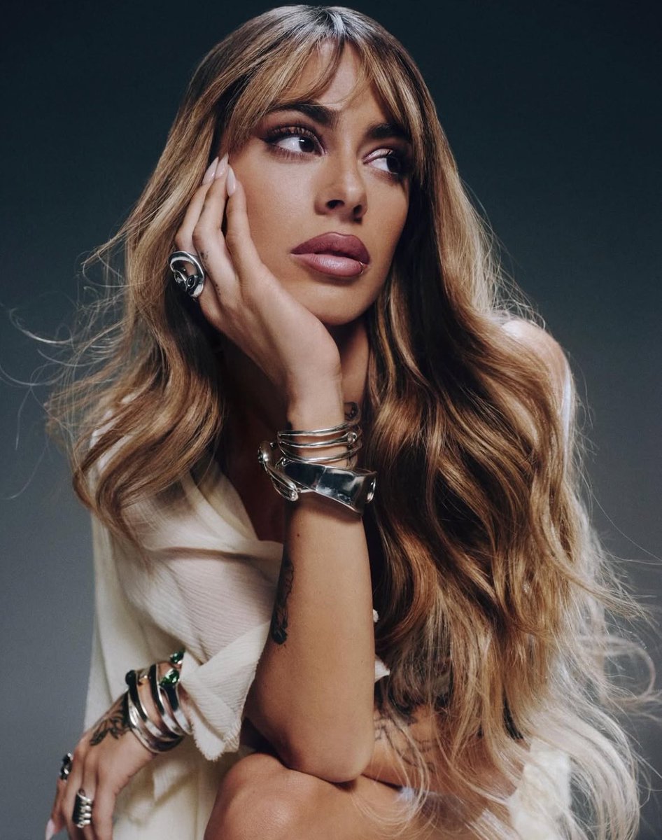 TINI agota 7 funciones de #FUTTTURA con una totalidad de 245.000 entradas vendidas, en apenas 8 horas.