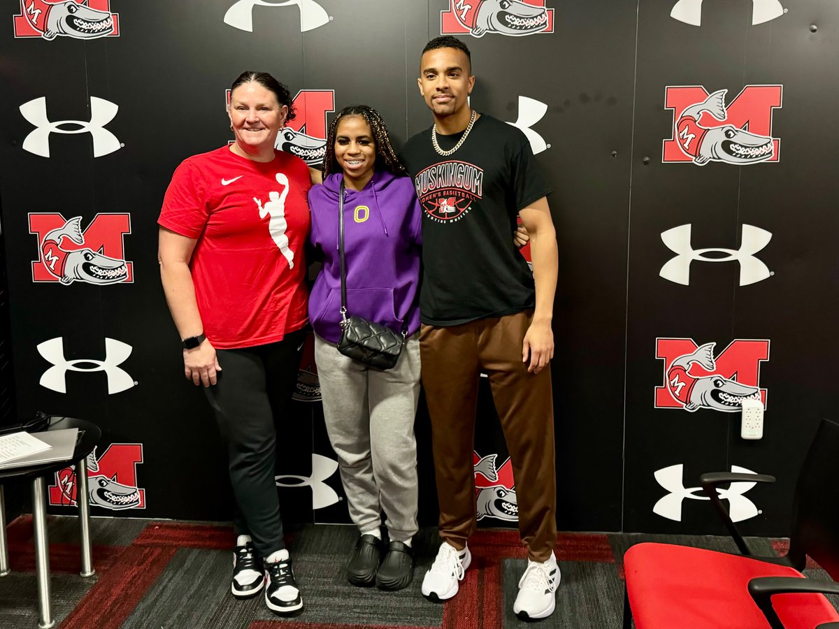 Tiyah Parker #2 (@parkertiyah) on Twitter photo Had a great visit with <a href="/_coachamac/">Alison Mccarthy</a> and was blessed to receive an offer from <a href="/MuskingumWBB/">Muskingum Basketball</a> <a href="/CoachAnthonyPa1/">Coach Anthony Parker</a> <a href="/GirlsMWBballClb/">Girls Midwest Basketball Club</a> <a href="/PrepGirlsHoops/">Prep Girls Hoops 🏀</a> Had a great visit with <a href="/_coachamac/">Alison Mccarthy</a> and was blessed to receive an offer from <a href="/MuskingumWBB/">Muskingum Basketball</a> <a href="/CoachAnthonyPa1/">Coach Anthony Parker</a> <a href="/GirlsMWBballClb/">Girls Midwest Basketball Club</a> <a href="/PrepGirlsHoops/">Prep Girls Hoops 🏀</a>