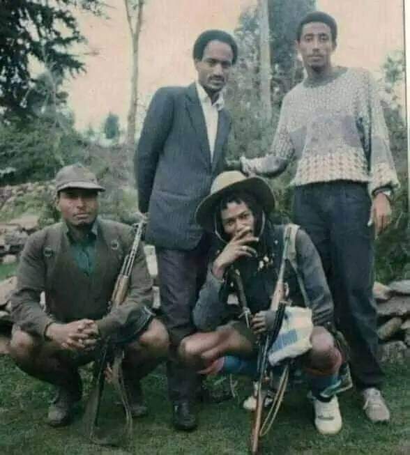YekunoAmlak12's tweet photo. አስማረ ዳኜ
🖤🍃 https://t.co/ba97jYs2VK