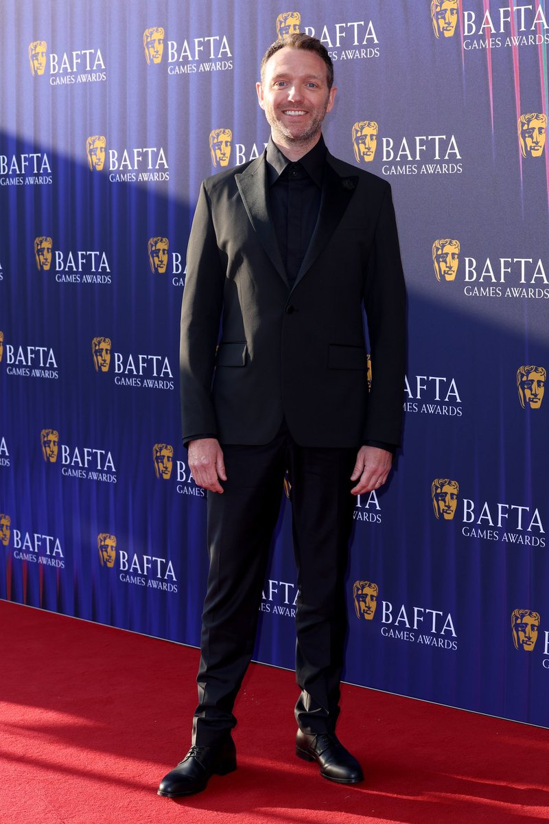 thisistommckay's tweet image. What an incredible night!
And what an honour to present the brilliant @Abzybabzy with his award. 
Thank you so much for having me @bafta @BAFTAGames 
And thank you @KarlLagerfeld for making this presenter presentable 🙏🏻
#BAFTAGamesAwards #Bafta