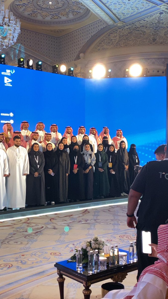 سعيدة جداً لحضوري وتقديم ورشة مستقبل الفرص الاستثمارية في #منتدى_الاستثمار_الرياضي SIF

٣ أيام ثرية بالمعرفة بوجود نخبة من صناع القرار ورواد الاستثمار في الرياضة