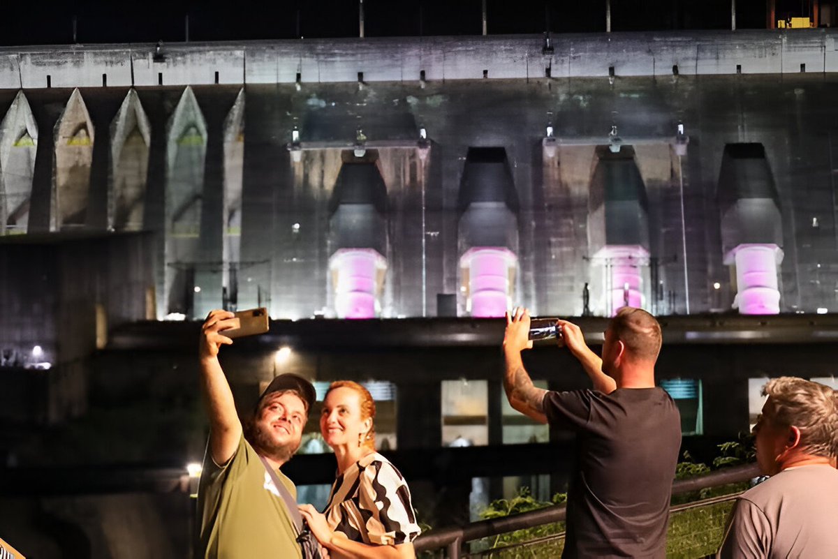 itaipuparaguay's tweet photo. ✝️ ¡Semana Santa en ITAIPU! ✅ Los atractivos del Complejo Turístico estarán abiertos al público desde el jueves 17 hasta el domingo 20 de abril. En estos días de reflexión y de compartir en familia, turistas nacionales y extranjeros podrán recorrer los diversos sitios de interés que se encuentran en Hernandarias, Ciudad del Este y Saltos del Guairá. ✨ ¡Acceso gratuito!✨

 ☎️ Para más información:  cturistico@itaipu.gov.py / (+595 61) 599 8040 / 8094.

Leé aquí 👉  https://t.co/5so2ygQ1bv