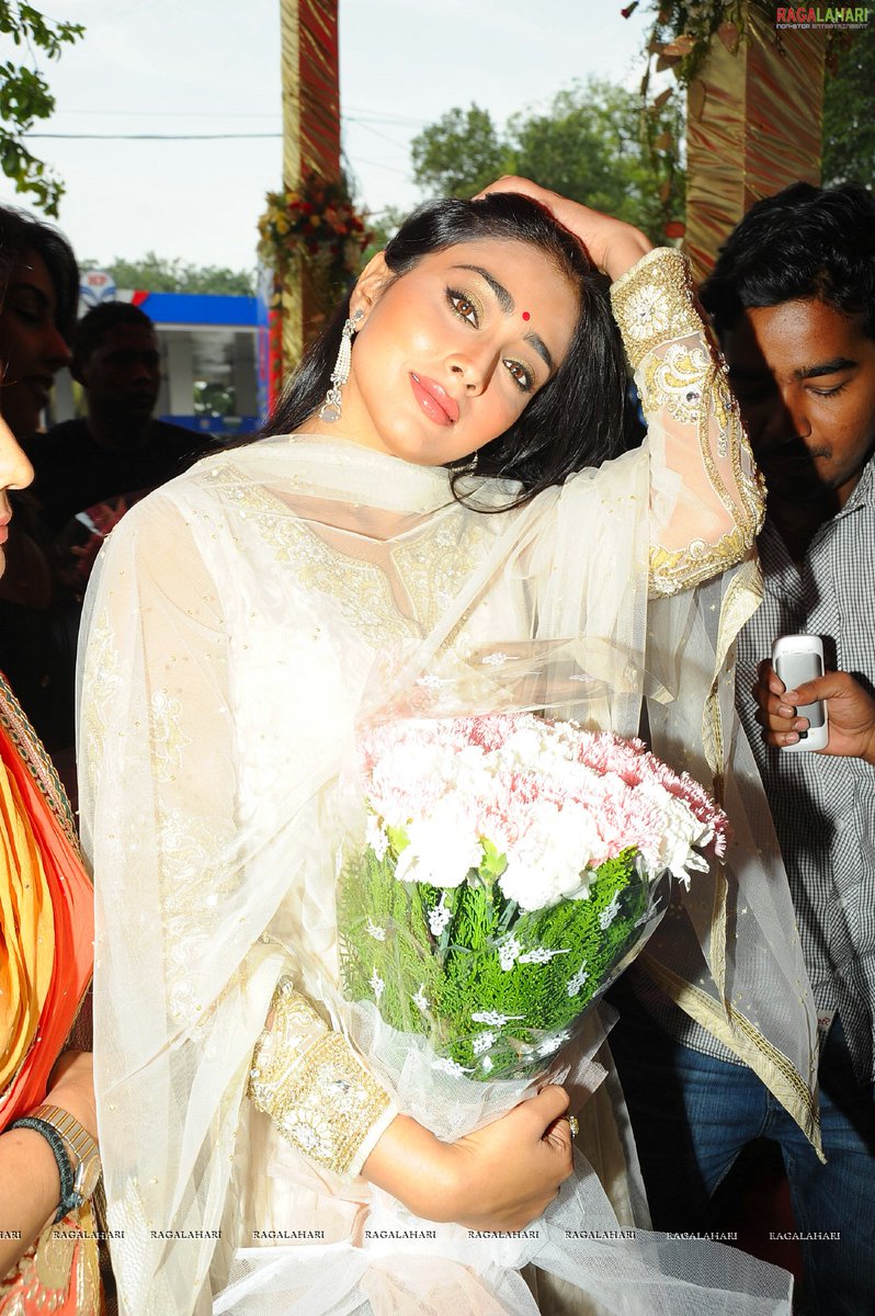 learnvaly's tweet photo. #Shriya_Saran #South_Actress HD Photos
https://t.co/6CJWk47L5s https://t.co/agw86iH25C