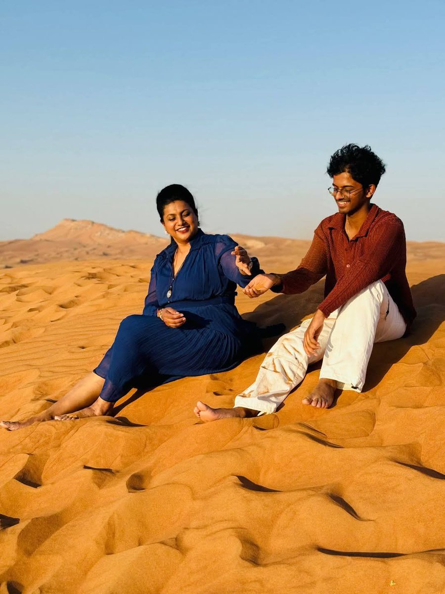 CelebritiesLib's tweet photo. Rk Roja Selvamani in dubai with his son ❤️‍🔥

#RojaSelvamani #KrishnaKowshik #RKRoja #RKRojaSelvamani https://t.co/fj0I0OdtDs
