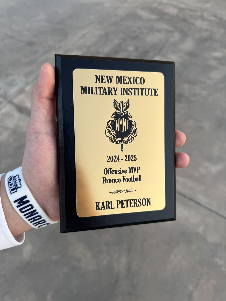 KarlPetersonTE's tweet image. Blessed to be named offensive MVP. I’m just getting started!
@nmmibroncos @osoukup @PPIRecruits @JoshAlaeze @BCollierPPI @ODUFootball @ODUMonarchists