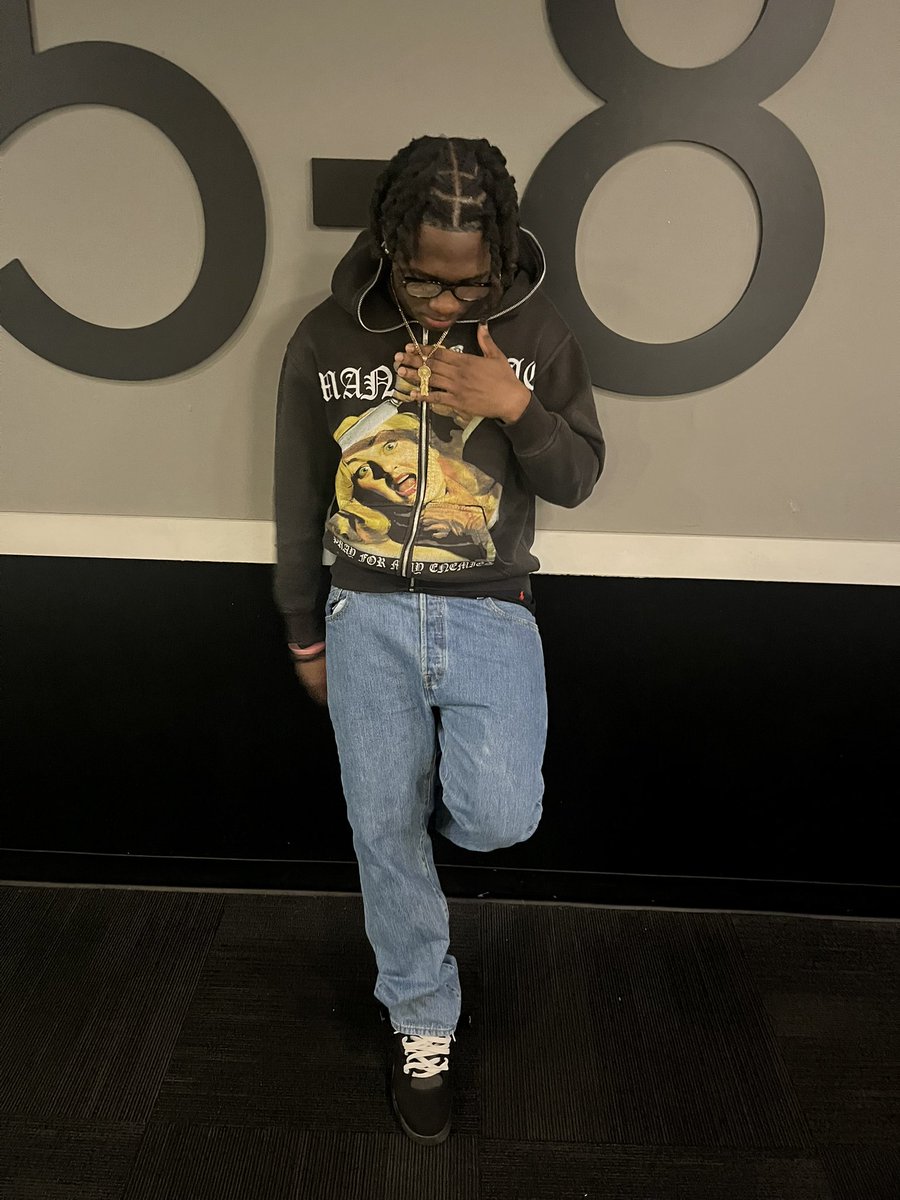 4thstreetced's tweet photo. Finna start warming up⛺️ https://t.co/59h46ttI9i