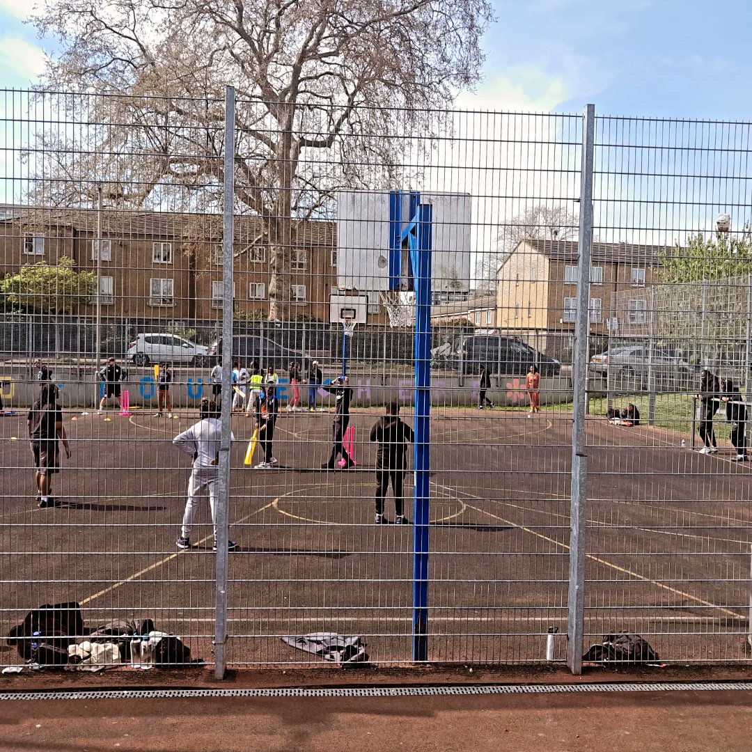 AngelsCommHub's tweet photo. #Thankyou to Khaled from Surrey Cricket for amazing activities!! 👏🏽👏🏽👏🏽👏🏽👏🏽👏🏽
#ovalcricket #surreycricket #HAFF2025 #southwarkfoodandfunprogramme #southwarkcouncil #angelsbreakfastafterschoolclub #angelscommunityhub https://t.co/tI6Kh8VXBO