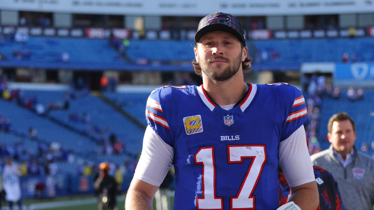 BensonForHart's tweet photo. You’re 4 inches inside of Sydney Sweeney and Josh Allen is 4 inches inside of you.

Are you moving forwards or backwards?

#BillsMafia https://t.co/5EvRHVFTnO