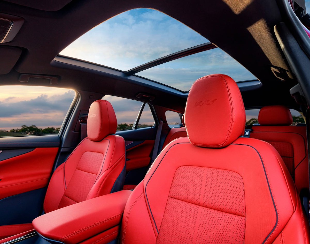 Go bold🔴 with the new 2024 Chevy Blazer EV's red interior, walk up lighting, &amp; illuminated emblem🤩

Get your next EV at Friendly Chevrolet🔋 (link in bio)

#FriendlyChevy #FriendlyChevrolet #Chevrolet #Chevy #Dallas #DFW #ChevroletUSA #EV #ElectricVehicles #BlazerEV