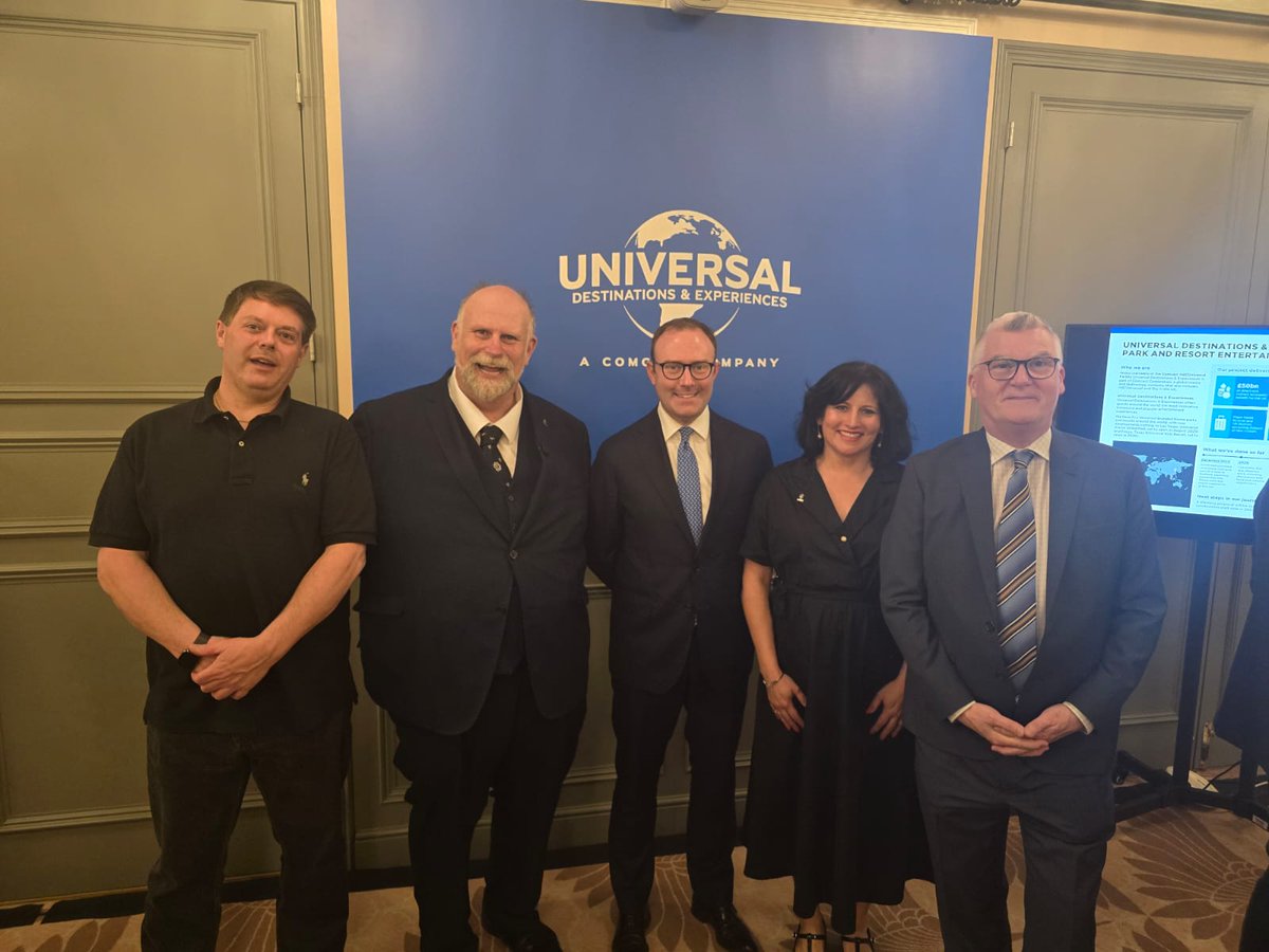 GSCoombes's tweet photo. Celebrating the news that Universal Studios is coming to Bedford Borough and specifically to the Stewartby &amp; Kempston Hardwick Parish within Wixams &amp; Wilstead ward. 
L-R: @Cllr_Marc_Frost @Tom4Change @Blake_MidBeds @andrea_spice and self https://t.co/CpUrMaP34a