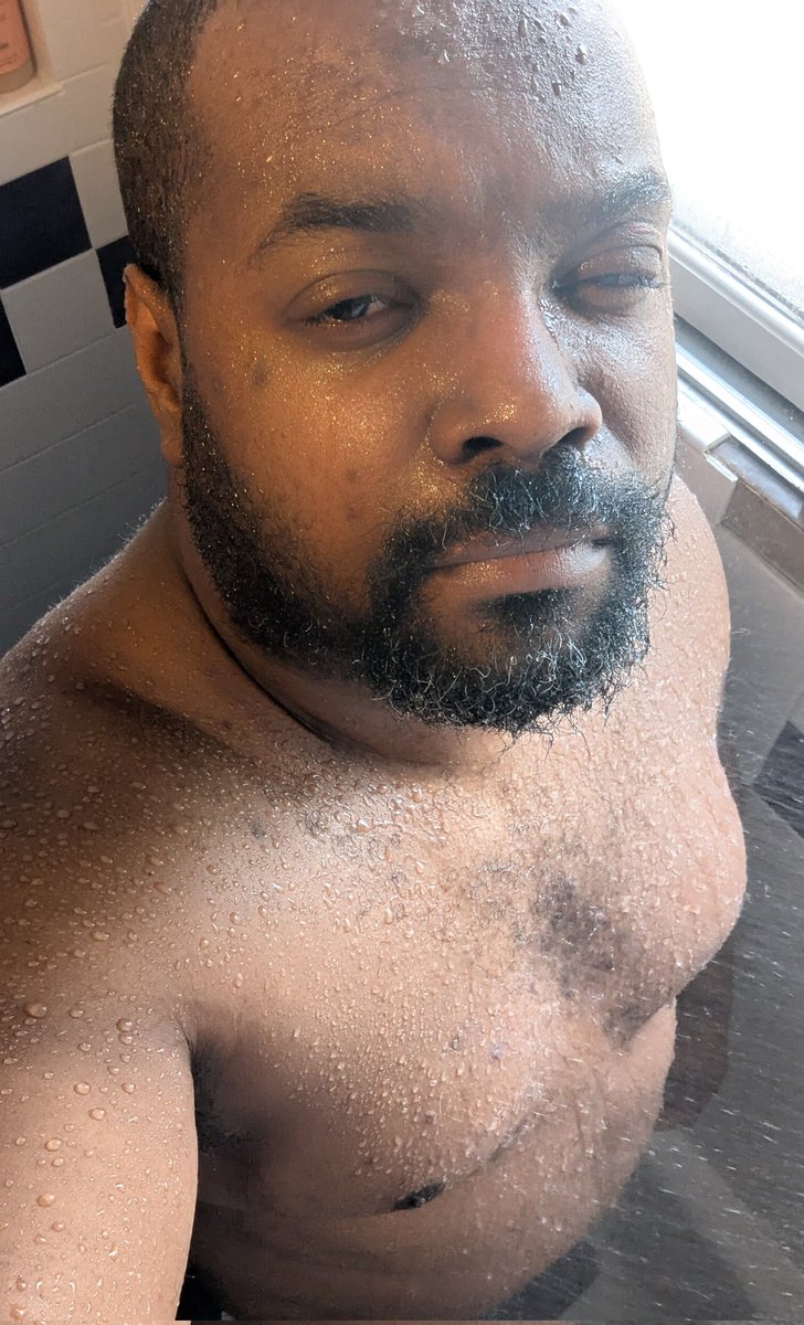 lewd_cage's tweet photo. Should the #dadbod #onlyfans make a come back? https://t.co/crNp6UvumG