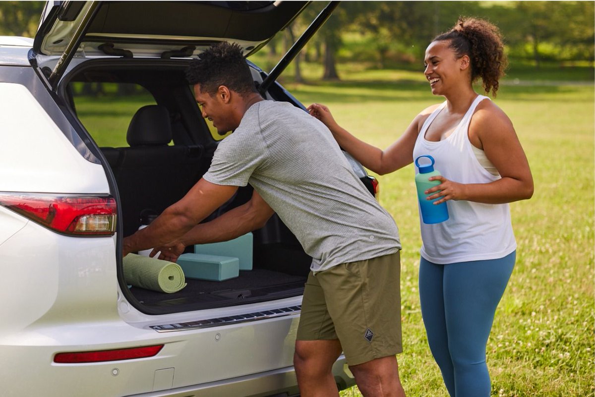 Firkinsauto's tweet image. Spring is the time to put it in drive and stretch your wings. 🧘
🌸 Test drive the Outlander today! Refined design, advanced tech, and room for every adventure.

📍 2900 1st Street | Bradenton
📱 941-260-1560
👉 FirkinsMitsubishi.com 

#MitsubishiOutlander #SpringReady