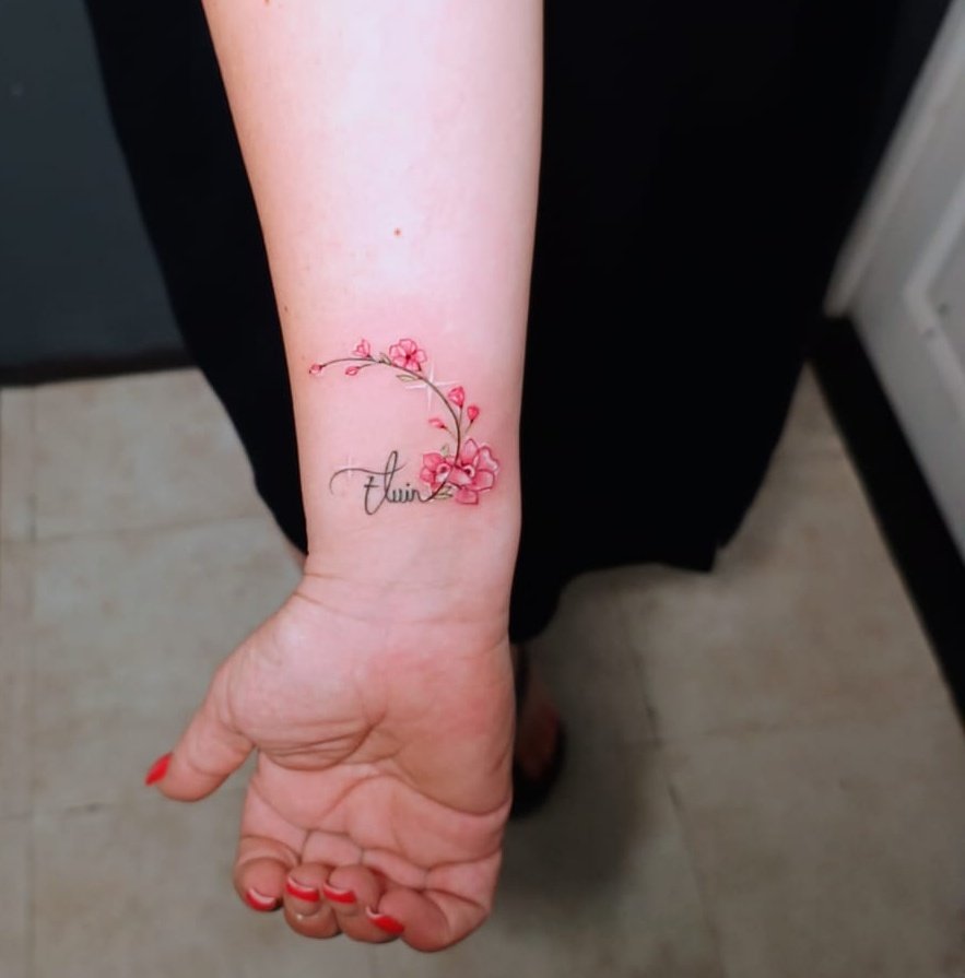 Detalle bonito 
Tengo dos espacios para la siguente semana 
Si te gustaria tatuarte manda mensaje .