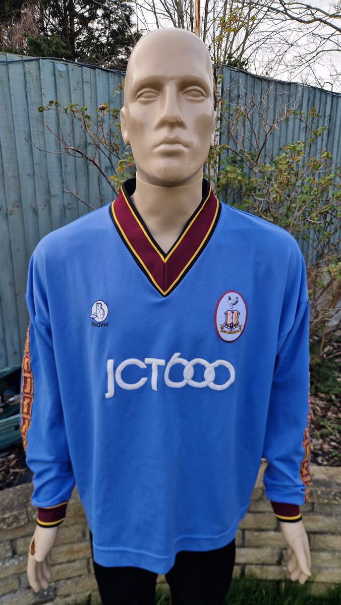 Top Corner Shirts (@shirtstopcorner) on Twitter photo 1997/98 #Bradford #city Long Sleeved Away Shirt: Size XXL
Available to buy from <a href="/shirtstopcorner/">Top Corner Shirts</a>. t.ly/UZoEm
#bcafc #bantams #SkyBetLeagueTwo #EFL #jersey4sale 1997/98 #Bradford #city Long Sleeved Away Shirt: Size XXL
Available to buy from <a href="/shirtstopcorner/">Top Corner Shirts</a>. t.ly/UZoEm
#bcafc #bantams #SkyBetLeagueTwo #EFL #jersey4sale