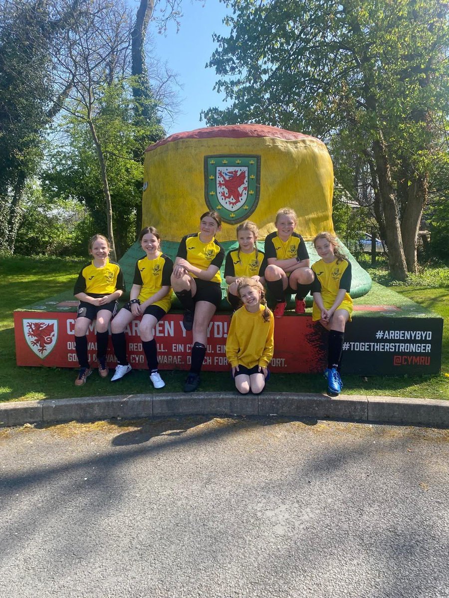 JenCPritch's tweet photo. Just seven girls from @StPetersRossett taking part in the @ActiveWrexham football tournament today with over 200 girls playing football, girls football is definitely on the up in wales #hergametoo #forher @FAWales @HGTCymru @HerGameToo #shecanplay https://t.co/Ei8mVZVIhb