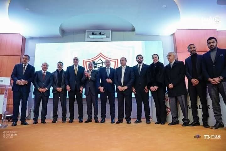 Haithammorad18's tweet photo. عايزين ايه تاني ياشوية فشلة دمرتوا فرق الصالات ودمرتوا فريق الكورة ضيعتوا النادي وشغالين سمساسره ياشوية انجاس
ضيعتوا هويه الفريق وشمتوا فينا جماهير البيب بيت 
#رحيل_مجلس_لبيب_الفاسد https://t.co/B9LzaNtNBK