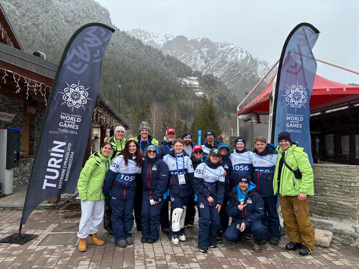 AIAusa's tweet photo. 🌍 Serving at the Special Olympics World Winter Games in Italy! ❄️

Athletes in Action had the incredible opportunity to volunteer at the Special Olympics World Winter Games in Turin, Italy! 🇮🇹✨ https://t.co/mnOrWXlU6S