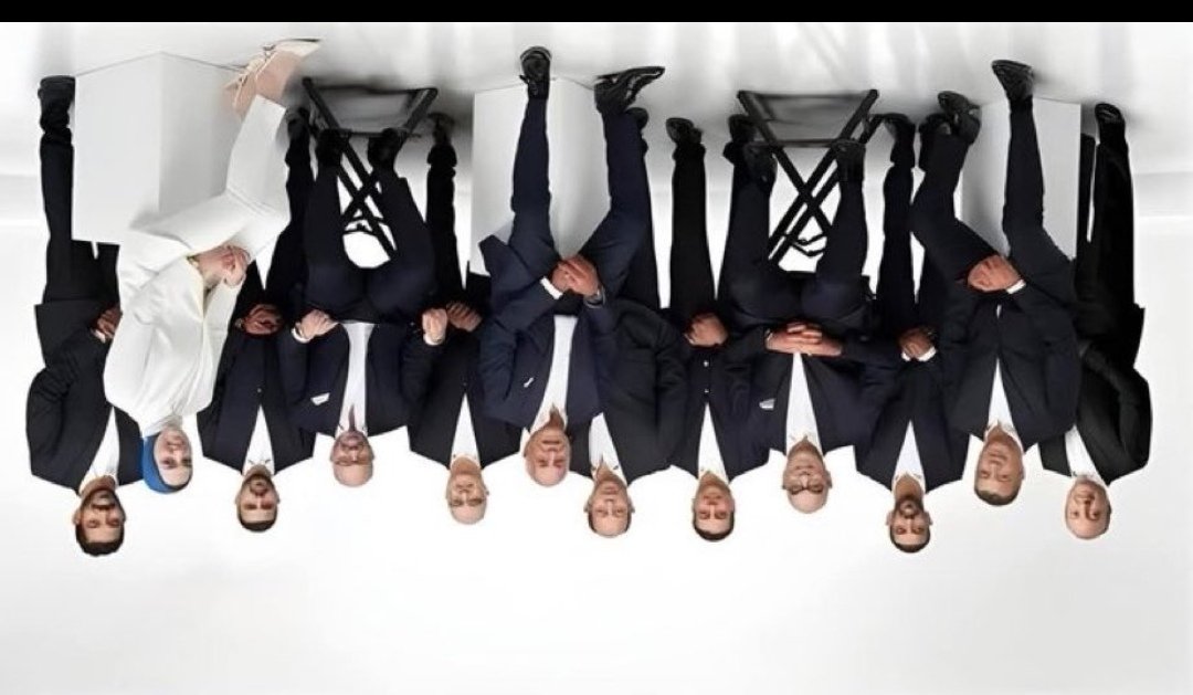 ضحكتو علينا بالشعارات الكذابة و العمل المؤسسي و شوية الكلام اللي قولتوه علشان توصلو لهدفكم اللي هو كرسي الرئاسة
وبعد ما وصلتو لهدفكم بالفعل، اتضح انكم شوية وفشلة و كذابين وكل الكلام اللي قولتوه قبل الانتخابات 

#رحيل_مجلس_لبيب_الرخيص 
#الزمالك_أولًا 
#الزمالك 
#الاهلي 👎