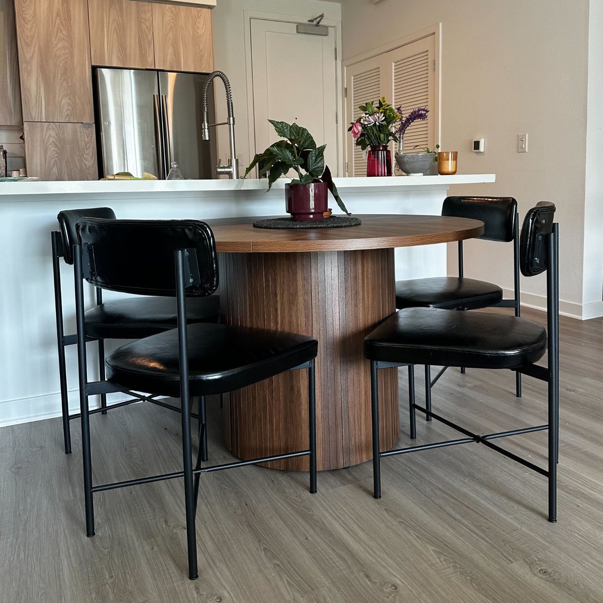 Sitting pretty never looked so good. These dining chairs bring timeless style and lasting comfort to your table. Perfect for making every moment at home feel a little more special.

Shop now at Amazon! amzn.to/4i8l2Ya