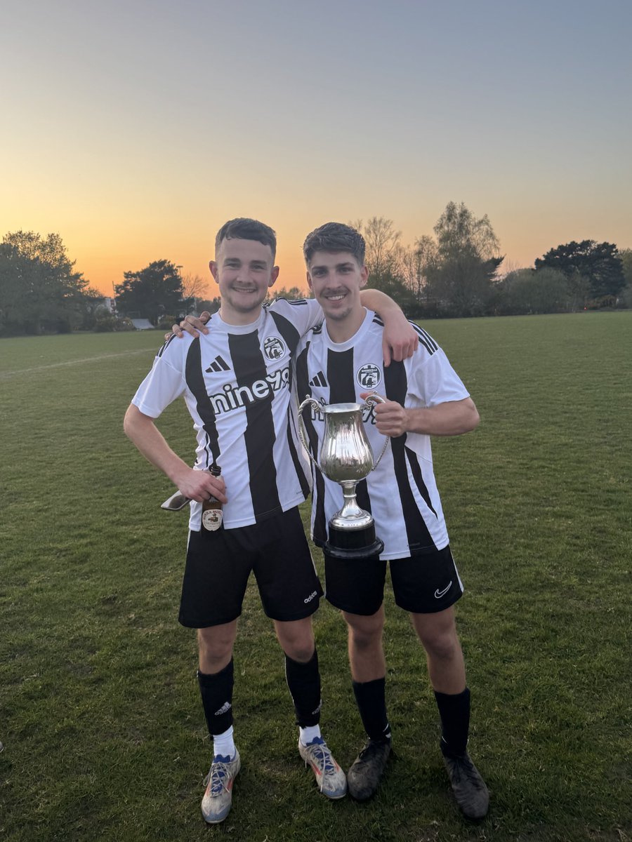 WE FUCKING DID IT
CHAMPIOONNNNIIIEEESSSSS