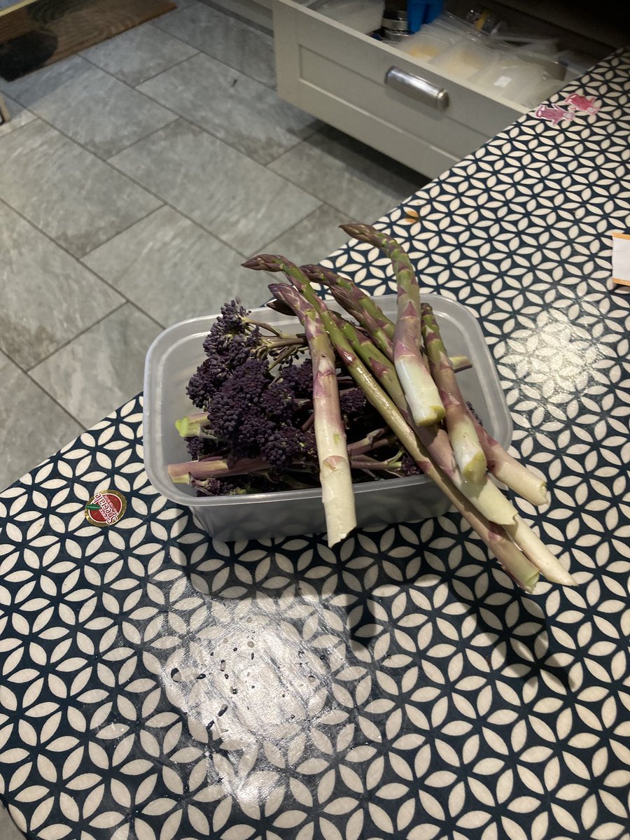 Last of the purple sprouting broccoli and the first of the asparagus!