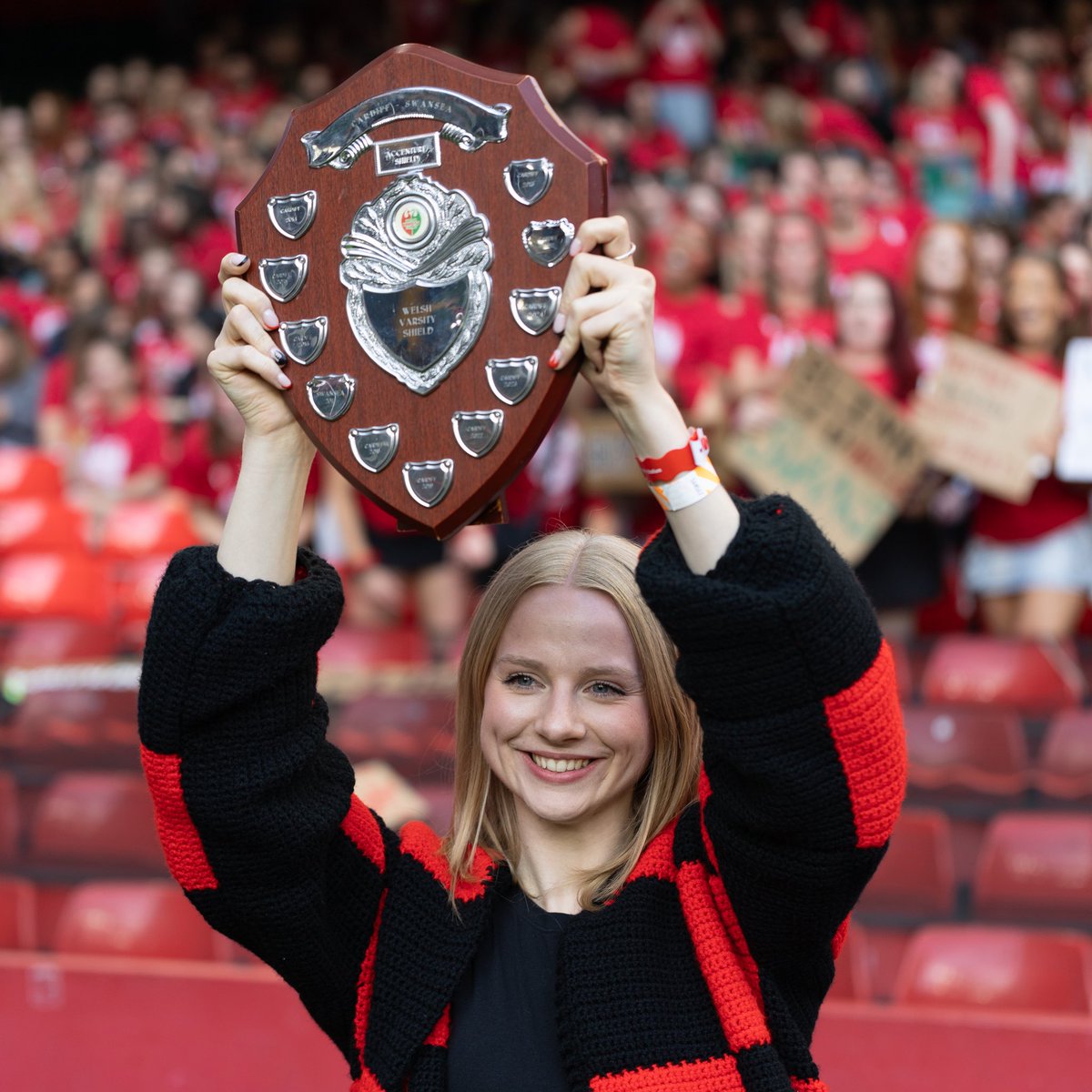 WE DID IT😱❤️‍🔥 Team Cardiff have won the legendary Welsh Varsity shield🛡️ Massive da iawn to our incredible student athletes for all your hard work and dedication👏🥹 And a huge diolch to all of our supporters!