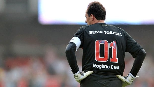 thgbrto's tweet photo. @goleada_info 01 goleiro https://t.co/qusiRUsvvQ