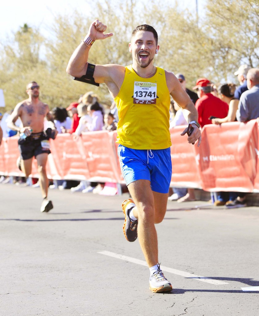 MesaMarathon's tweet photo. Racing through the middle of the week 💪 https://t.co/8XR5ybeGrW