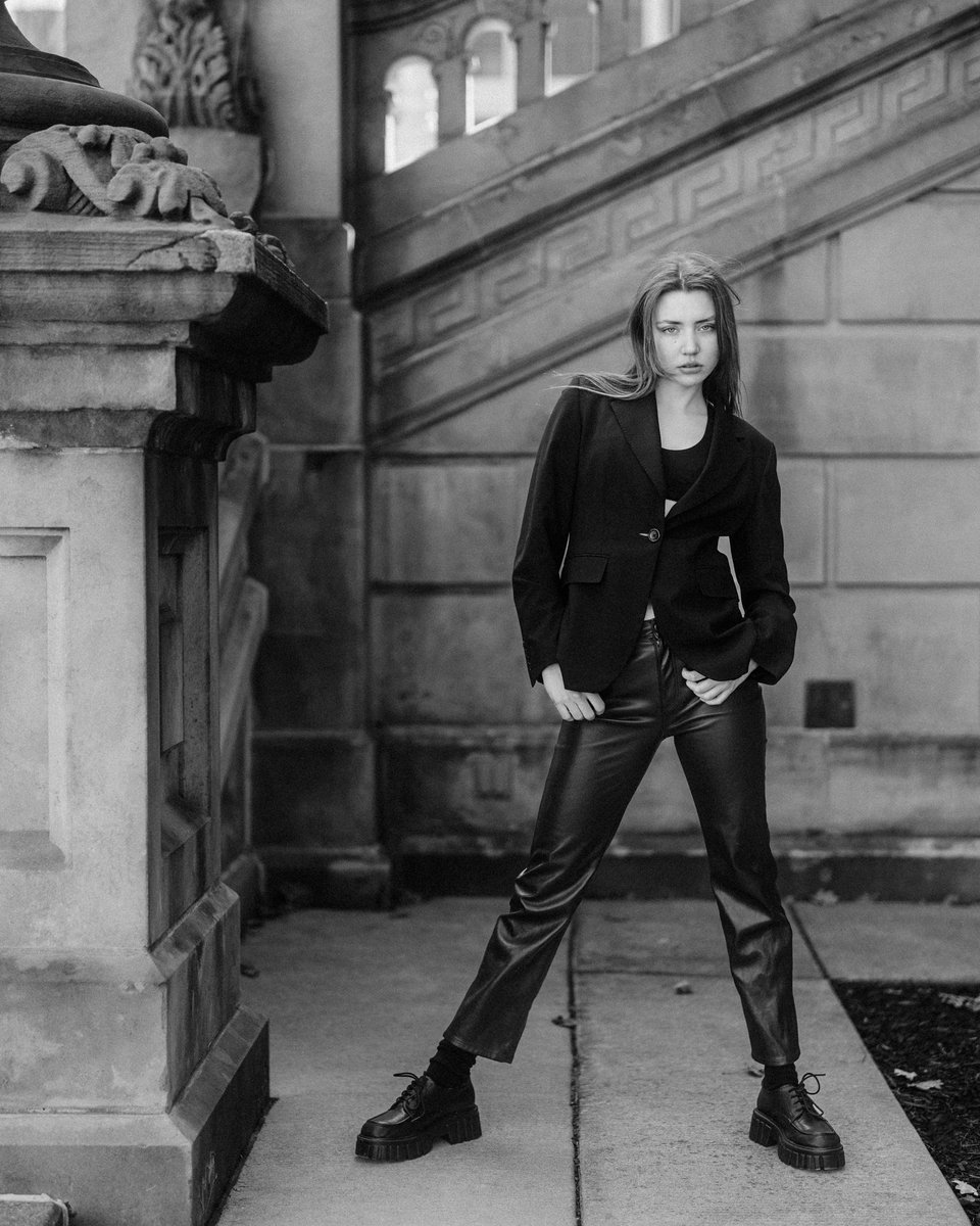 derekcrandall's tweet photo. Model: Liv https://t.co/B7Pd9PYLpj