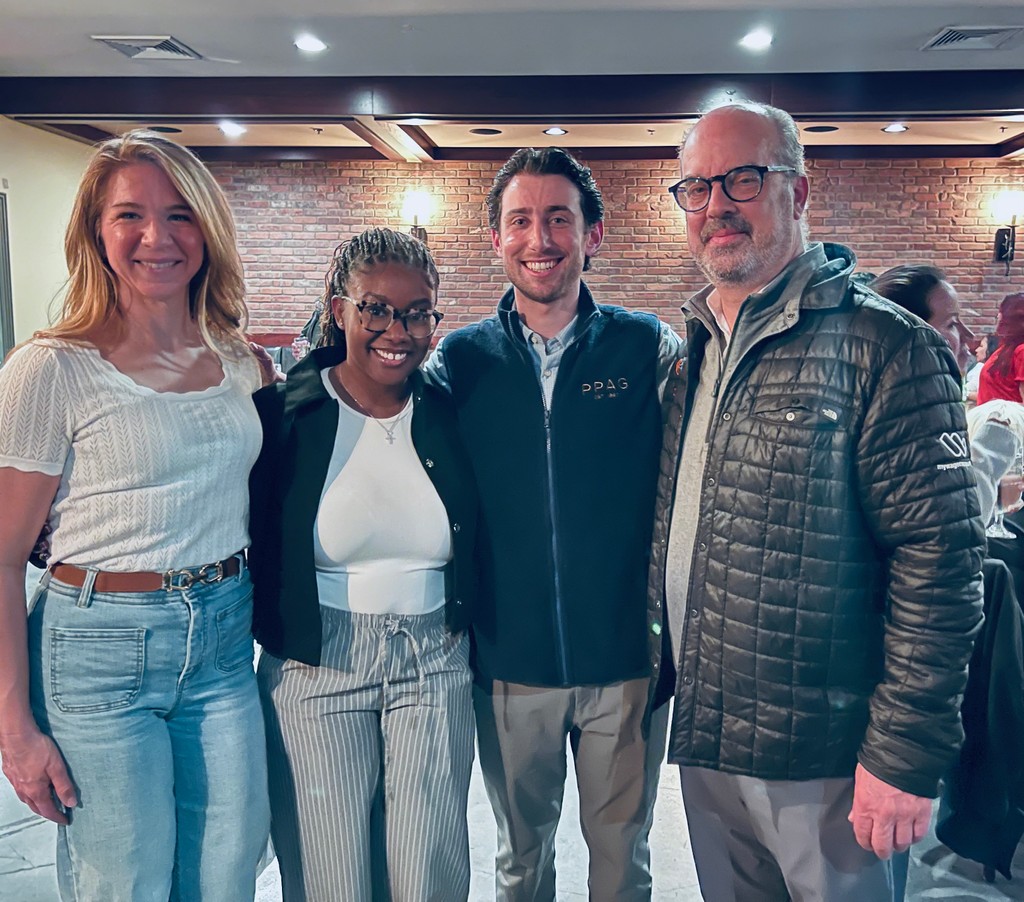 PPAG (@ppaginc) on Twitter photo PPAGers Janice Fuller, Regina Appolon, Sam Weinstein, and <a href="/BillPascrell3rd/">Bill Pascrell, III</a> recently attended <a href="/SenatorJoeCryan/">Joe Cryan</a> 's annual #MarchMadness event at the <a href="/Blackthornpubnj/">Blackthorn Irish Pub</a> where they watched the <a href="/FloridaGators/">Florida Gators</a> eke out a hard-fought victory in the NCAA Men's Championships game. #winning PPAGers Janice Fuller, Regina Appolon, Sam Weinstein, and <a href="/BillPascrell3rd/">Bill Pascrell, III</a> recently attended <a href="/SenatorJoeCryan/">Joe Cryan</a> 's annual #MarchMadness event at the <a href="/Blackthornpubnj/">Blackthorn Irish Pub</a> where they watched the <a href="/FloridaGators/">Florida Gators</a> eke out a hard-fought victory in the NCAA Men's Championships game. #winning