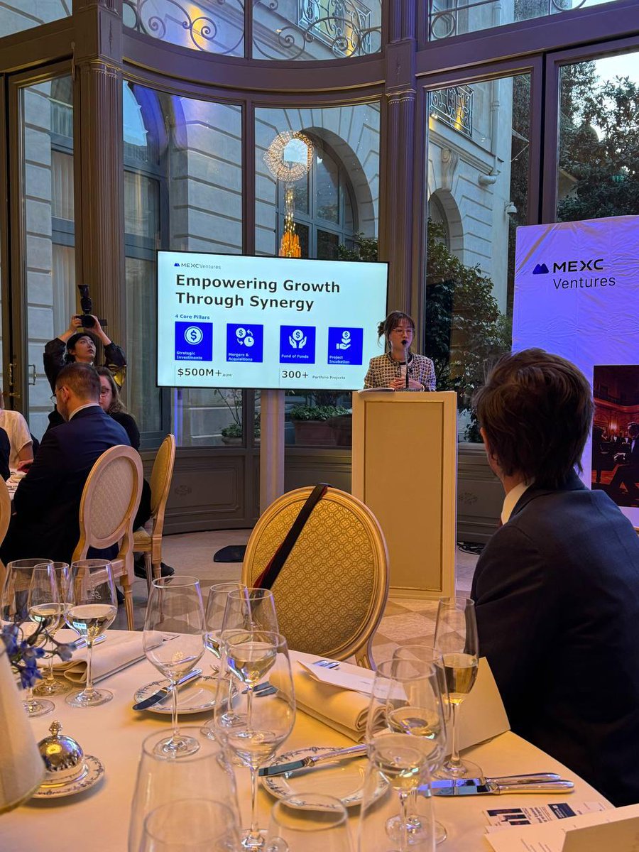QuantumFDN's tweet photo. Our founder @ivanmiskovic is at the MEXC dinner @ParisBlockWeek!

Thank you @MEXC_Official & @yy_MEXC for the invite.

One of the best events of the week with great energy and even better people 🙌Grateful for the chance to connect and hear @yy_MEXC 's take on where this space is headed.