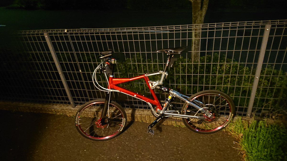 hikikomori_t_A's tweet image. #ゆるポタ

夜桜見物にスタート

今回の相棒は #KUWAHARA #GAAP