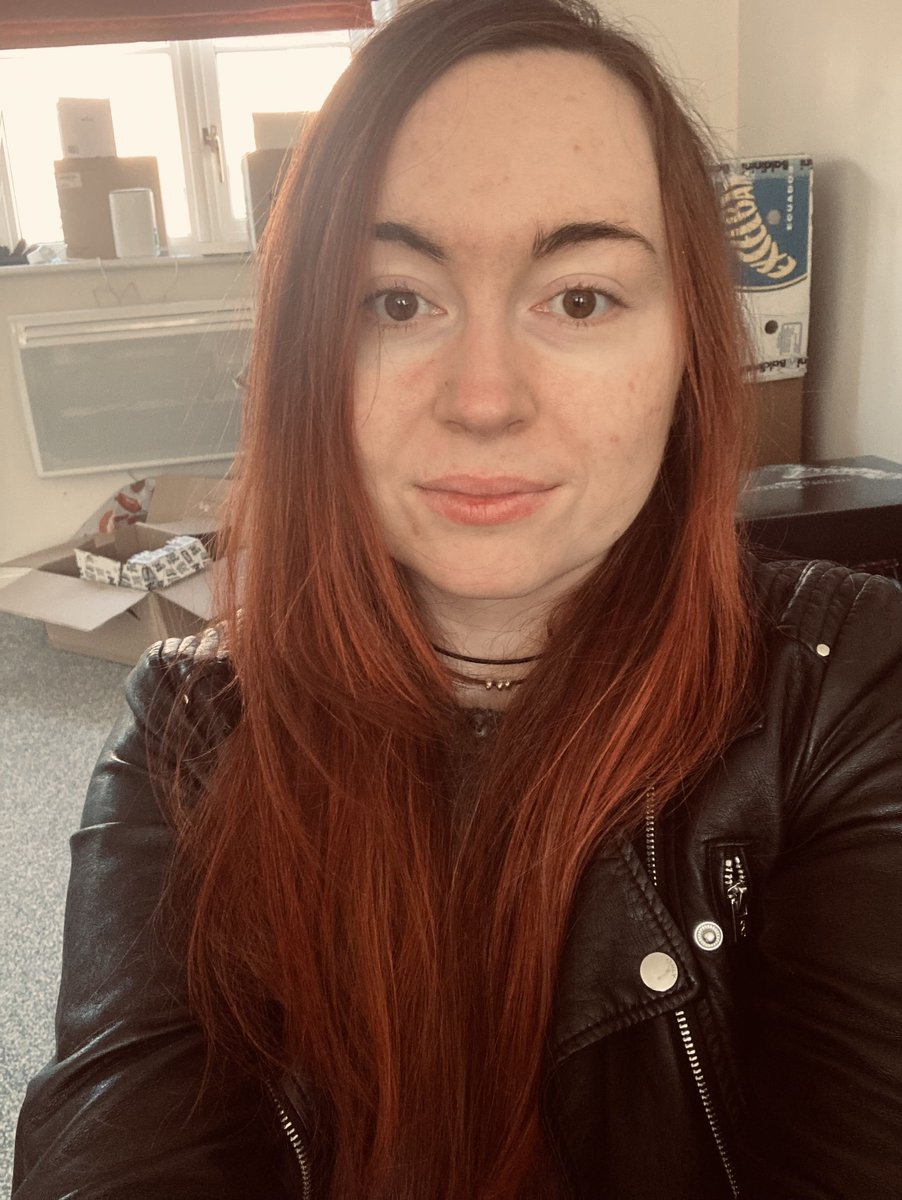 Some wise guy convinced me to do this to my hair before I turn 31❤️‍🔥
(new house too, can you tell😅)