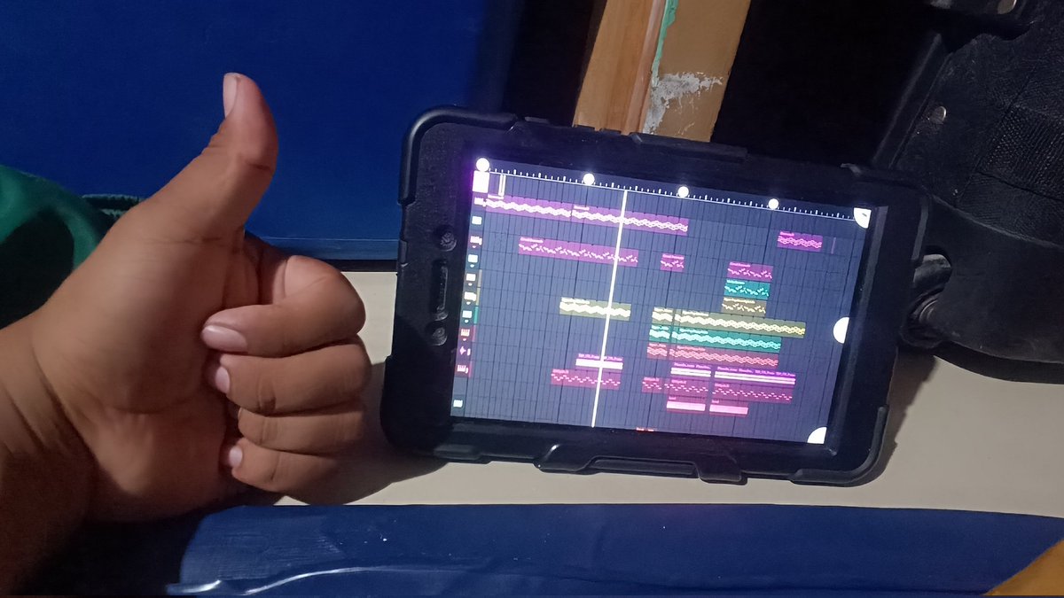 kaiser_sounds's tweet photo. 🖥️👁️‍🗨️🎹💽

#kaisersounds #flstudiomobile #fypシ゚viral #extendedplay #album https://t.co/00YZYFO4K2