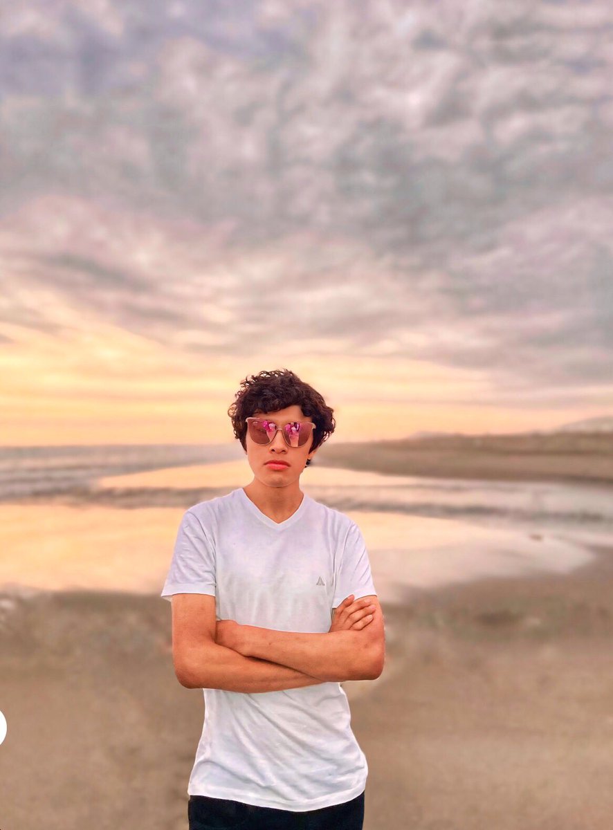 eddyferlopez's tweet photo. Sunset lover 😎 https://t.co/ls6fh0zcTF