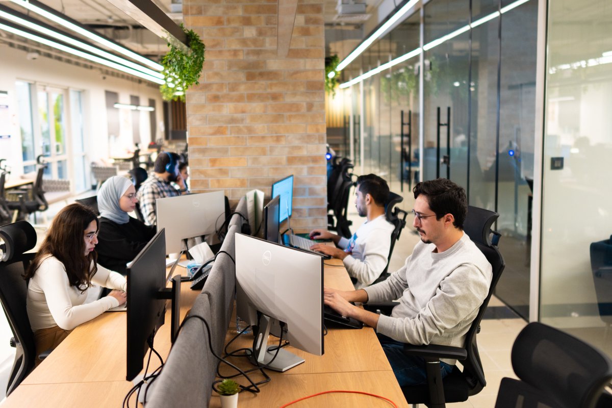 #Jordan: The new US$400 million Growth &amp; Competitiveness Development Policy Financing supports reforms to unlock investment, boost exports, &amp; create private sector #jobs, especially for #women &amp; #youth, through a stronger business environment: wrld.bg/eo9750VxKgg