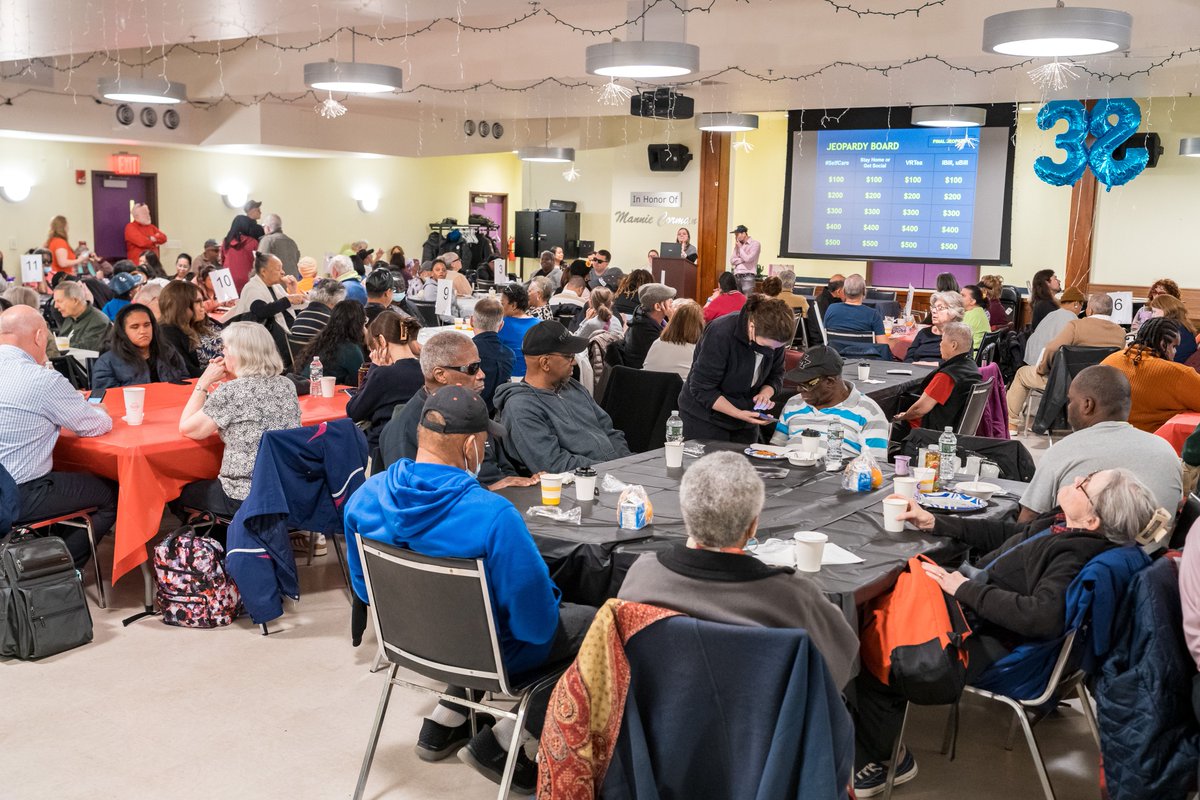 visionsvcb's tweet photo. Today, we celebrated our Vision Rehabilitation Therapists (VRTs) for their great work within the blindness community!
#SeeWhatIsPossible #VRTAppreciation #VisionRehabilitation #BeAVRT #Blindness #LowVision #Celebration #HealthyAging #OlderAdults https://t.co/aFEPmVbCGi