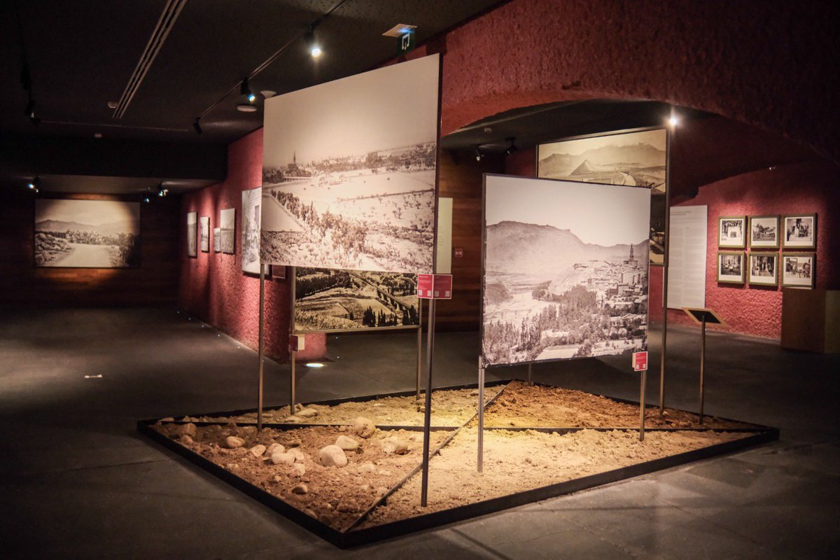 🍇📸| La mayoría de las imágenes que integran la primera exposición permanente del CCR están tomadas entre 1880 y 1920.