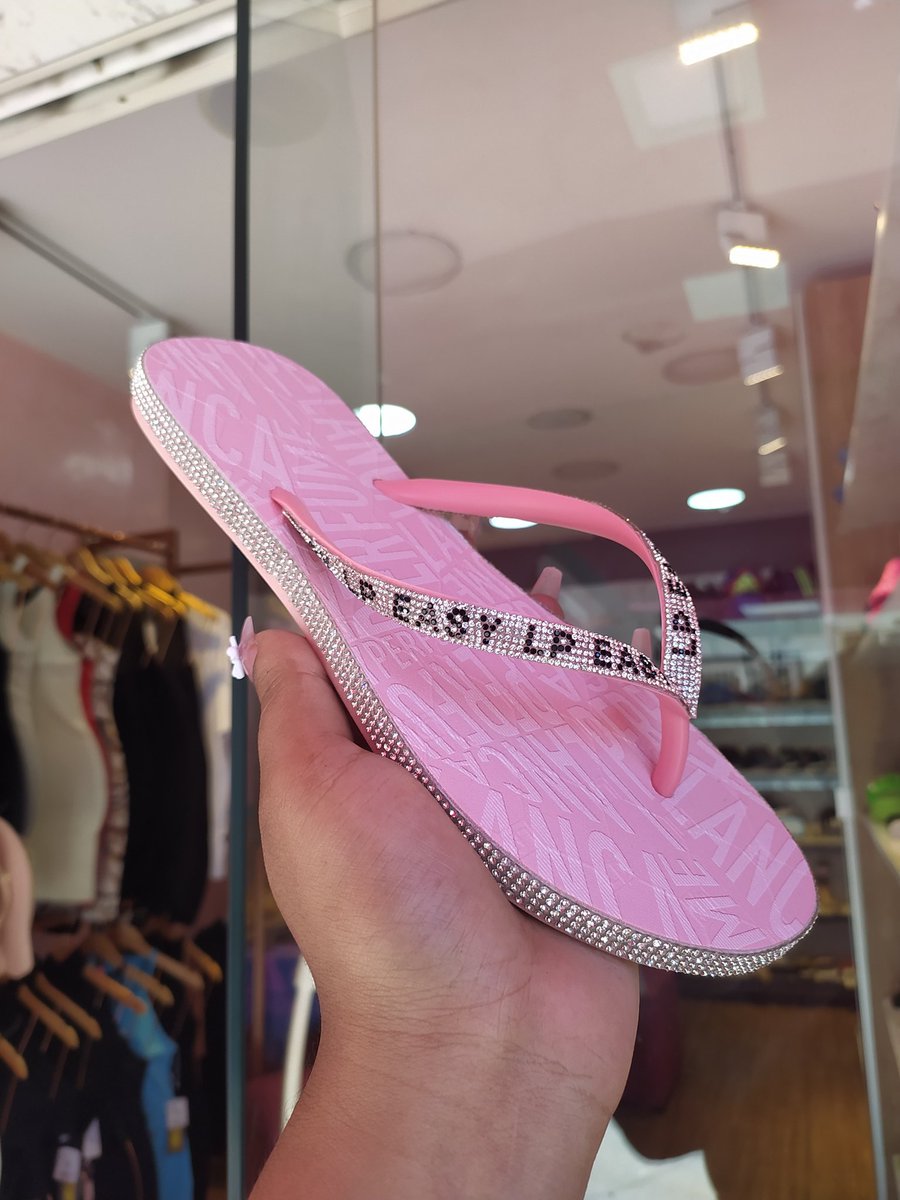 🎀COLEÇÃO NOVA LANÇA PERFUME EASY 🎀✨

CHINELO LP✅

➡️ 197,00 💸

(21)97287-2440📲🎀 
(21)98809-9405📲
VENDEDORA EVELYN 🎀

REALIZAMOS ENTREGAS VIA MOTOBOY E CORREIO ✅

📍RUA JOSIAS, 13 CIDADE DE DEUS JACAREPAGUÁ- RJ
