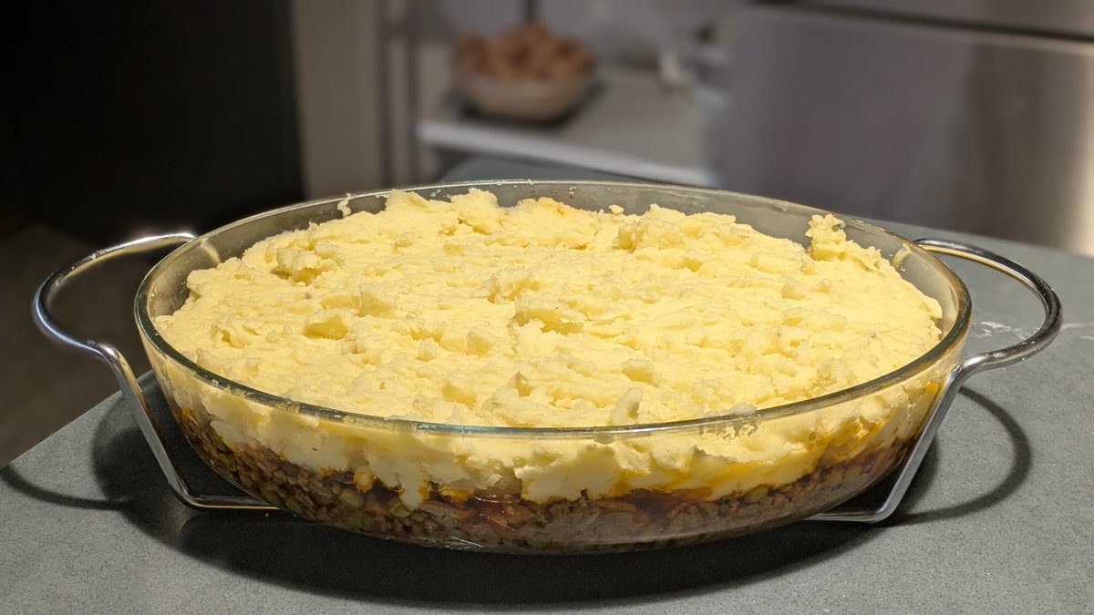 fgiberti's tweet photo. #CottagePie to celebrate the visit of His Majesty Charles the Third to Italy! https://t.co/KI2N6rGSLH