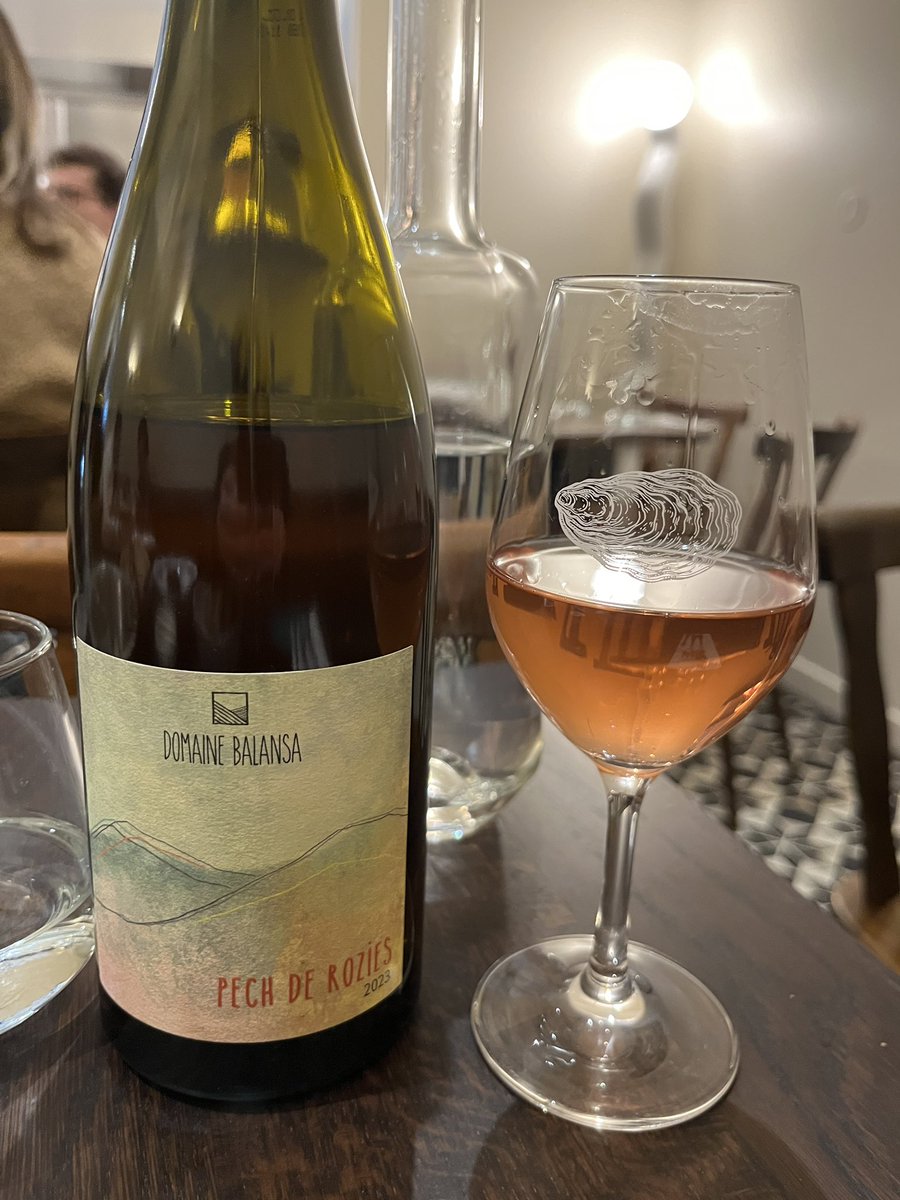 BordeauxGuru's tweet image. Very good value #rosé from #Corbieres This Domaine Balansa is bio all the way, including #biodynamic All natural. Lots if fruit, packs a great mouthful for €14 at the property (€35 in restaurant).