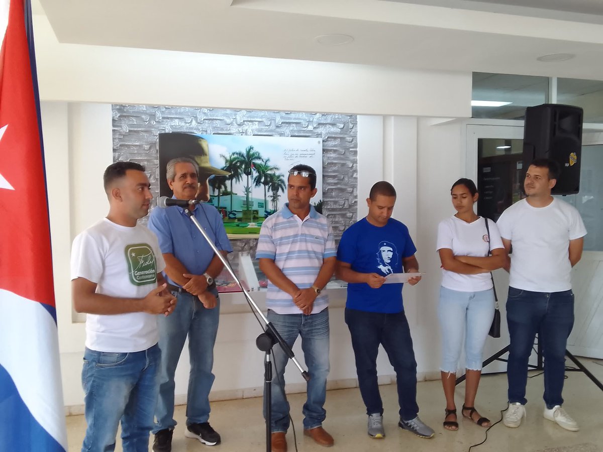DiarioMayabeque's tweet photo. Recibió colectivo del Centro Nacional de Biopreparados (Biocen) condición Siempre Joven otorgada por el Buró Nacional de la Unión de Jóvenes Comunistas (UJC).
#UJCdeCuba #OPJMCuba #BIOCEN #SiempreJoven #desarrolloempresarial #JuntosPorMayabeque https://t.co/1qrR8zYMNC