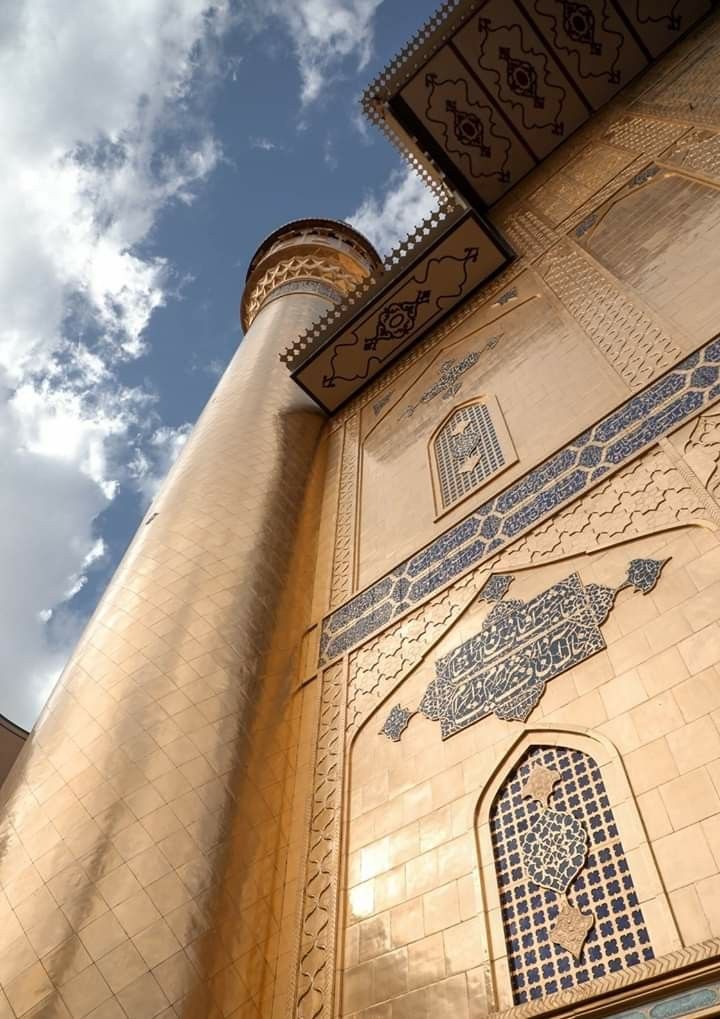 alataba_Fatemi's tweet photo. طاق  ایوانش  بلند  و  بخت  نوکر‌ها  بلند... https://t.co/T2LYFRqhT1