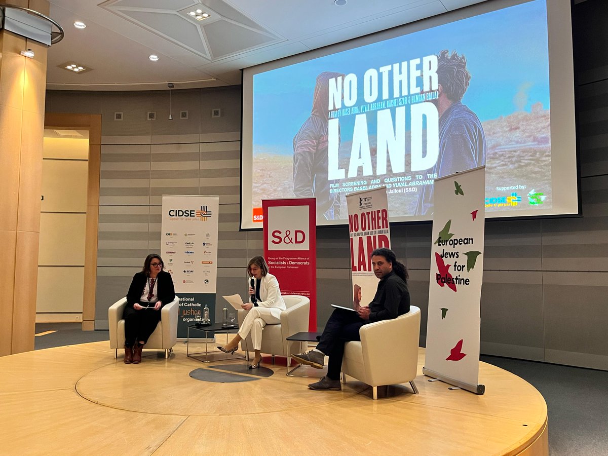 🎬 Live from the <a href="/Europarl_EN/">European Parliament</a> for the screening of award-winning documentary #Nootherland is about to begin.
CIDSE joins European Jews for Palestine &amp; <a href="/jalloul_hana/">Hana Jalloul Muro</a> to highlight <a href="/basel_adra/">Basel Adra</a>  &amp; <a href="/yuval_abraham/">Yuval Abraham יובל אברהם</a> ’s impactful documentary on the occupation of the #WestBank &amp; #Gaza
🧵⤵️