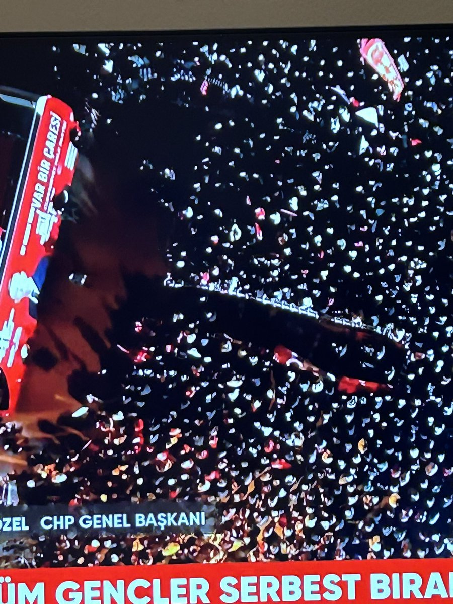 Özel kaldırmış bu sefer